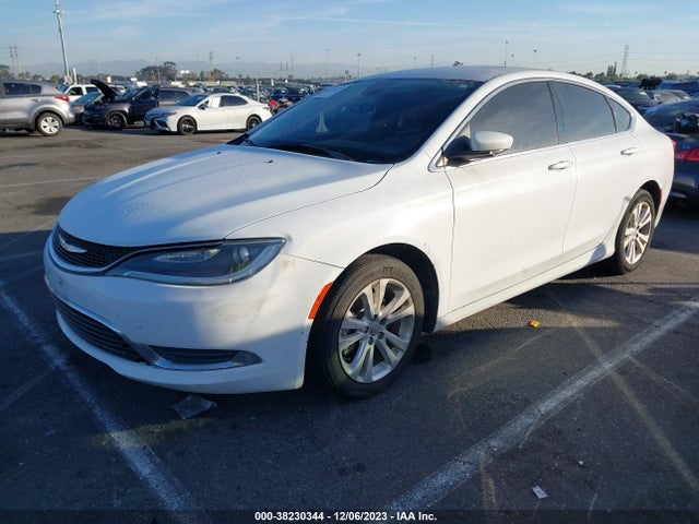 Chrysler 200 Limited 2016 1C3CCCAB2GN168729 Image 2