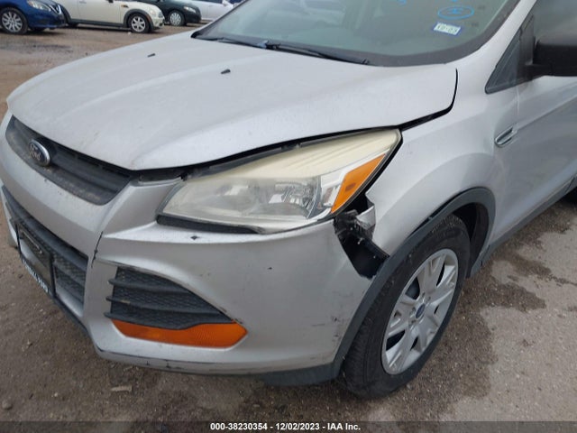 2013 FORD ESCAPE S VIN: 1FMCU0F70DUC23218