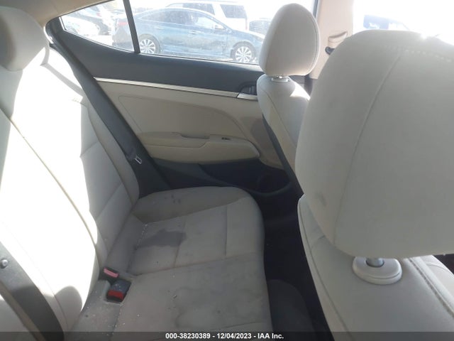 2019 HYUNDAI ELANTRA SE VIN: 5NPD74LF1KH493097