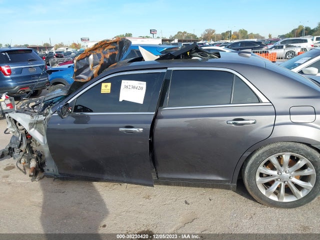 2C3CCAKG5LH124581 Chrysler 300 Limited Awd