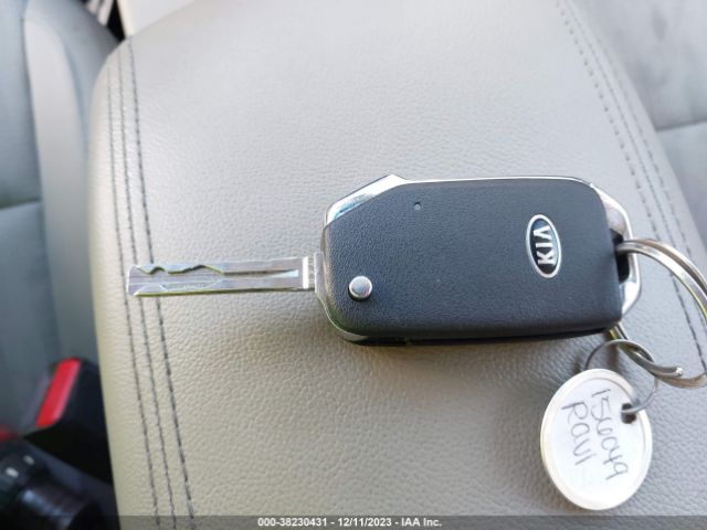 KNDPM3AC1N7015263 KIA Sportage Lx