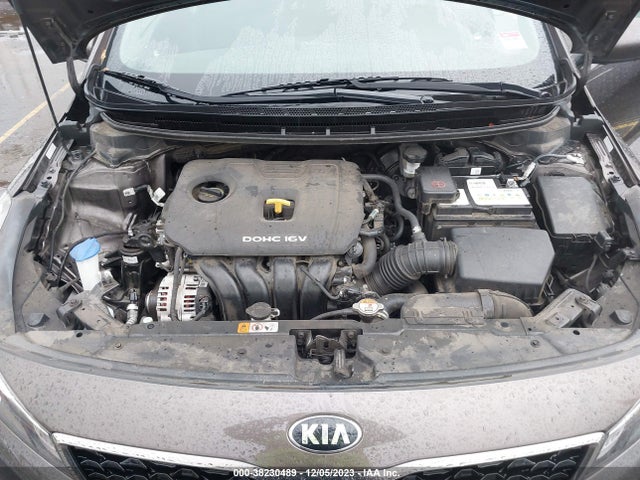 KIA FORTE LX 2017 3KPFL4A72HE144575 Image 10
