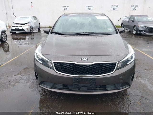 KIA FORTE LX 2017 3KPFL4A72HE144575 Image 11