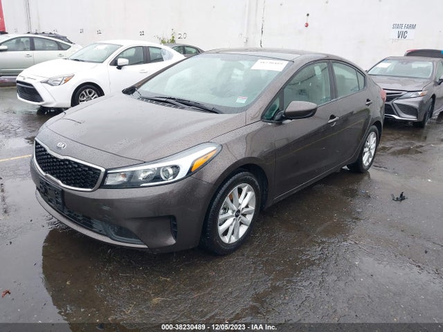 KIA FORTE LX 2017 3KPFL4A72HE144575 Image 2