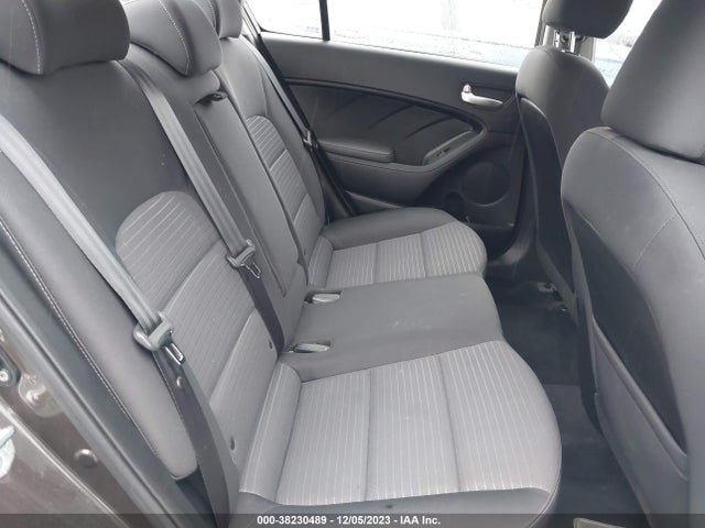 KIA FORTE LX 2017 3KPFL4A72HE144575 Image 8