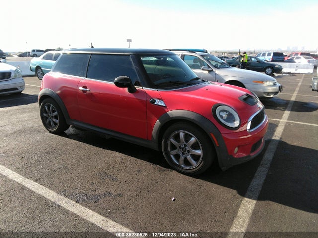2008 MINI COOPER S WMWMF73578TT92417 Photo 0