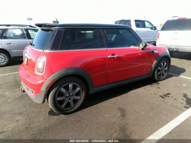 2008 MINI COOPER S WMWMF73578TT92417 Photo 3