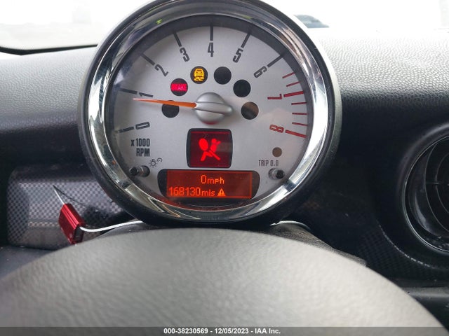2011 MINI COOPER S WMWSV3C54BTY21815 Photo 6