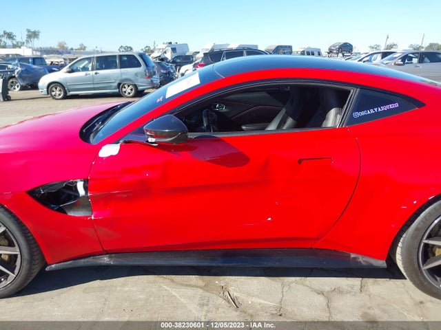 SCFSMGAW0KGN02690 Aston Martin Vantage