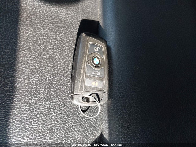 BMW 535i 2016 WBA5B1C57GG553322 Image 11
