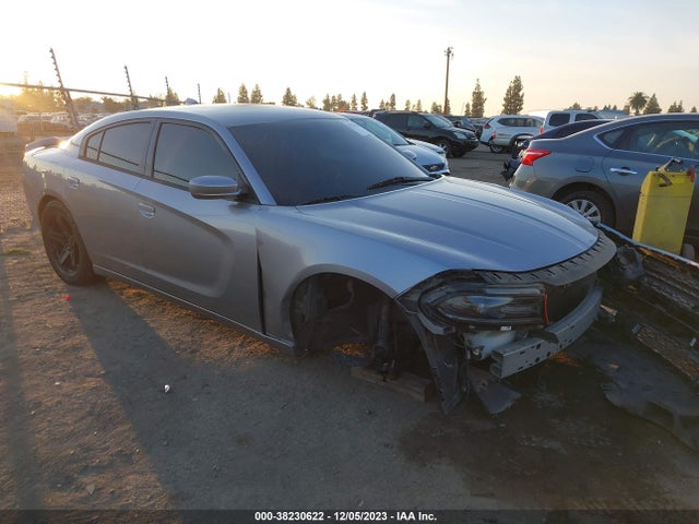 2016 2C3CDXHG7GH186061 zdjęcie główne