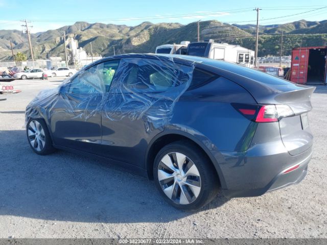 5YJYGDED1MF110404 Tesla Model Y Standard Range Rear-wheel Drive