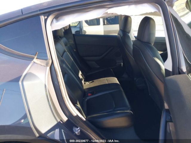 5YJYGDED1MF110404 Tesla Model Y Standard Range Rear-wheel Drive