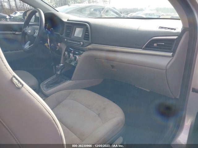 Hyundai ELANTRA SE 2019 5NPD74LF1KH439783 Image 5
