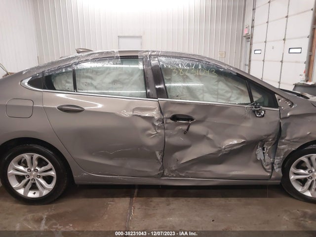 Chevrolet CRUZE LT 2019 1G1BE5SM5K7124968 Image 13