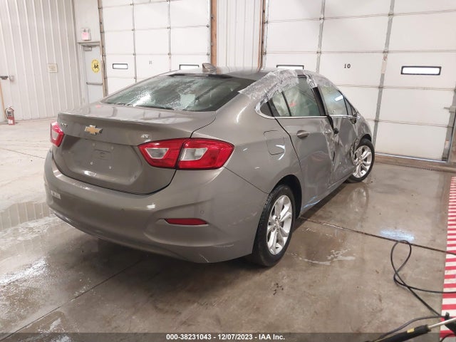 Chevrolet CRUZE LT 2019 1G1BE5SM5K7124968 Image 4