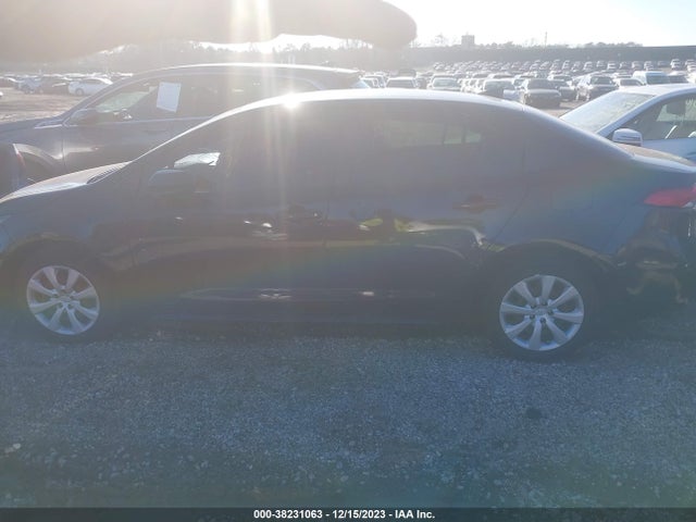 2020 TOYOTA COROLLA LE VIN: JTDEPRAE0LJ116457