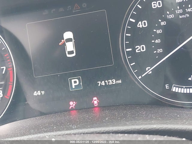 Genesis G80 3.8 2017 KMHGN4JE8HU202909 Image 7