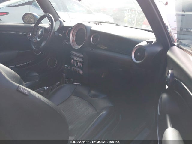 2007 MINI COOPER S WMWMF73567TL88437 Photo 4
