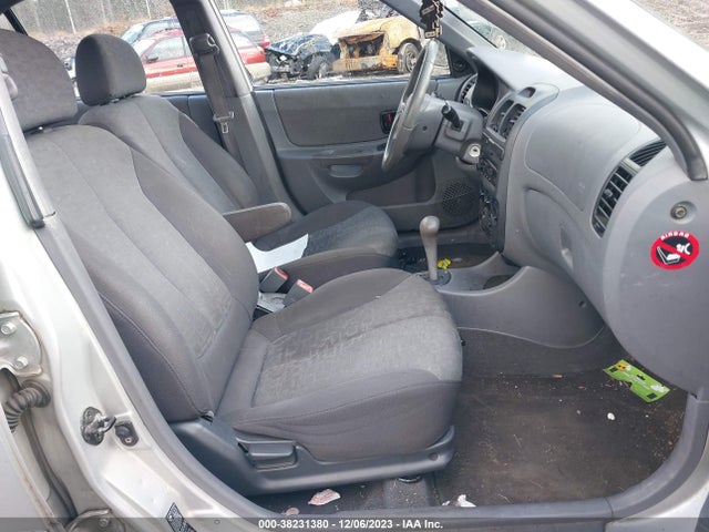 2005 HYUNDAI ACCENT GLS VIN: KMHCG45C75U595749