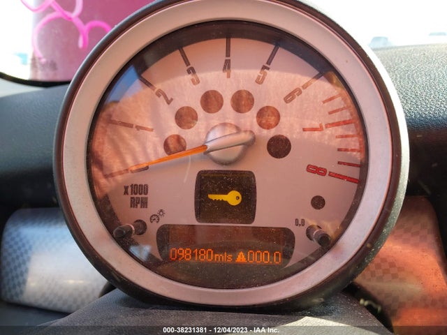 2008 MINI COOPER S WMWMF73598TT91947 Photo 6