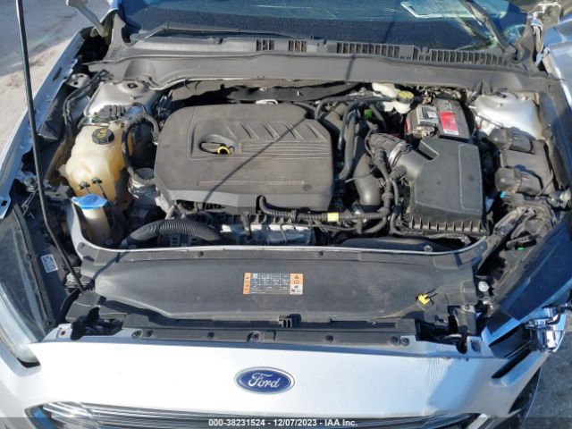 3FA6P0HD4FR307389 Ford FUSION SE