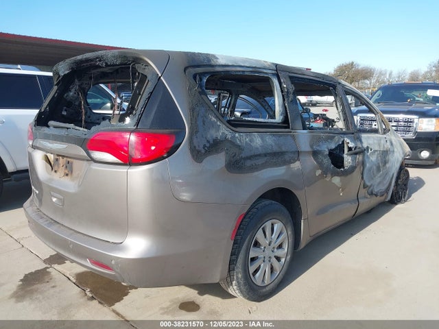 Chrysler PACIFICA L 2018 2C4RC1AG6JR121476 Image 4