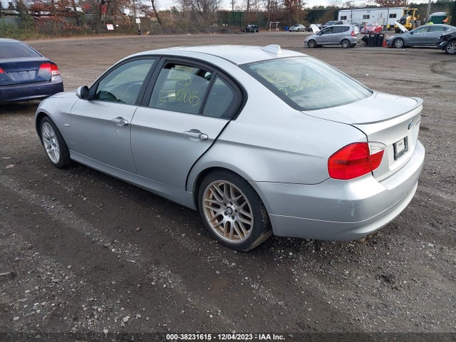 2006 BMW 325XI VIN: WBAVD13556KV08160