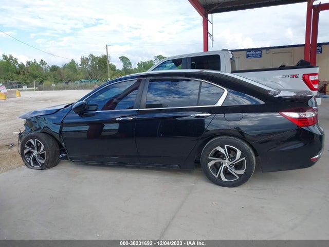 Honda ACCORD LX 2017 1HGCR2F30HA193483 Image 15