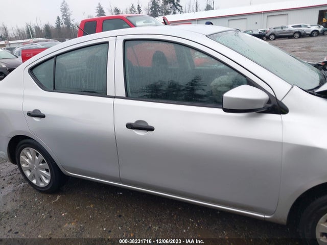 2016 NISSAN VERSA 1.6 S+ VIN: 3N1CN7AP5GL908088