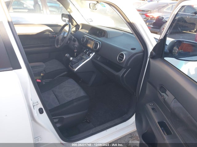 2012 SCION XB VIN: JTLZE4FE0CJ007407