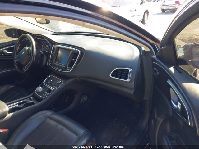 Chrysler 200 Limited Platinum 2016 1C3CCCAB0GN184878 Image 5