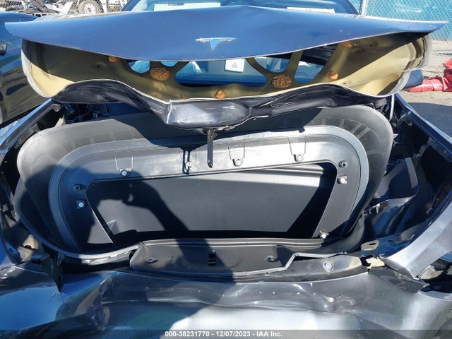 2023 TESLA MODEL Y 7SAYGDEE2PF899050 Photo 9