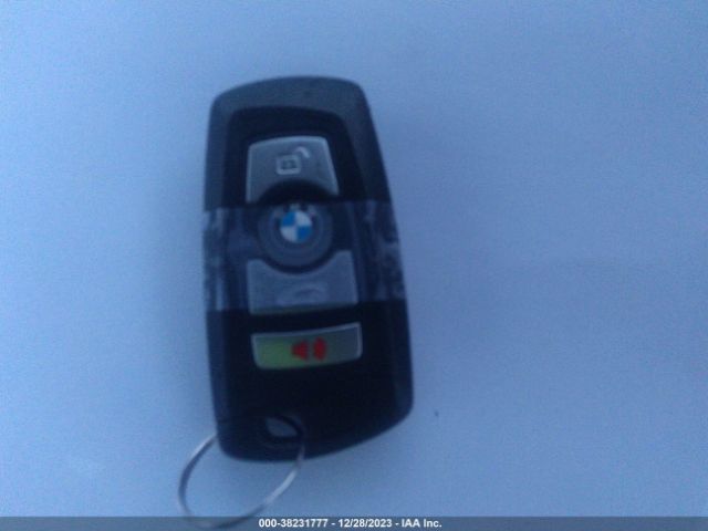 WBA8E5G58JNU45638 BMW 320i Xdrive