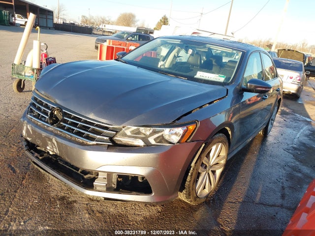 1VWLA7A34KC009035 Volkswagen Passat 2.0t Wolfsburg Edition