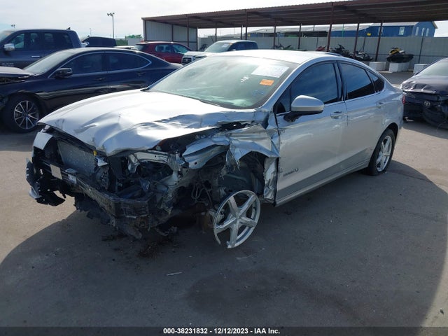 Ford Fusion Hybrid Se 2019 3FA6P0LU4KR207584 Image 2