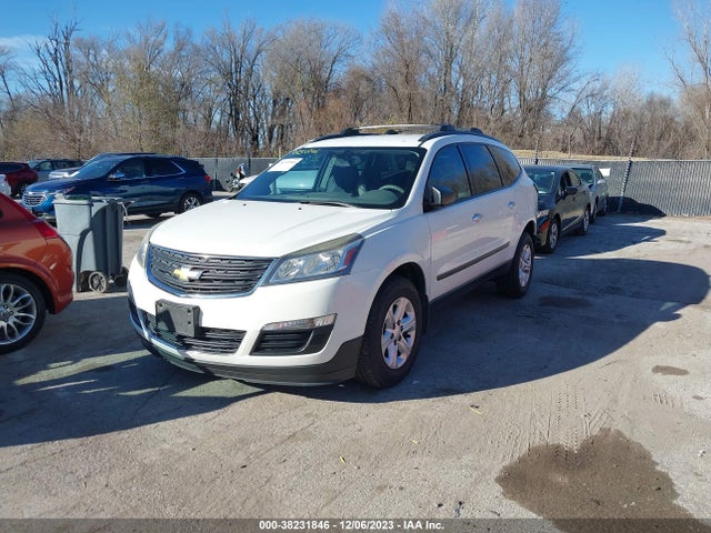 Chevrolet Traverse Ls 2015 1GNKVFKD8FJ202981 Image 2