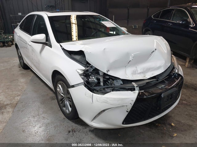 Toyota CAMRY SE 2015 4T1BF1FKXFU912377 головне зображення