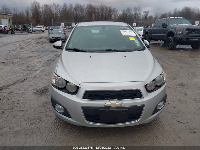 Chevrolet Sonic Ltz Auto 2015 1G1JE5SB0F4204812 Image 12