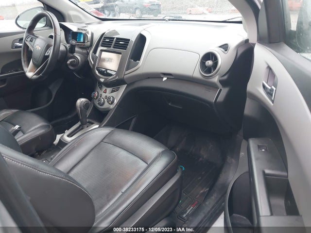 Chevrolet Sonic Ltz Auto 2015 1G1JE5SB0F4204812 Image 5