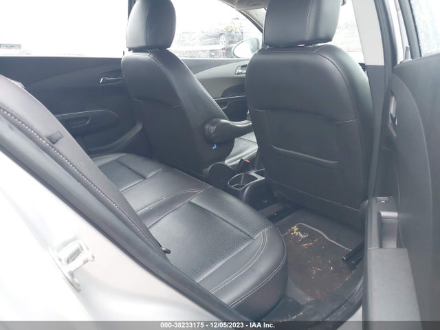 Chevrolet Sonic Ltz Auto 2015 1G1JE5SB0F4204812 Image 8
