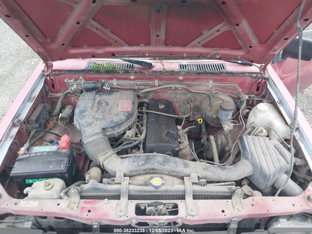 1992 NISSAN TRUCK SHORT WHEELBASE VIN: 1N6SD11S5NC336118
