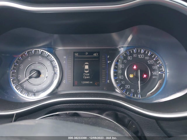 1C3CCCAB3FN682636 Chrysler 200 Limited