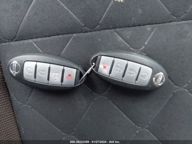 3N1CP5CU1KL477811 Nissan KICKS SR