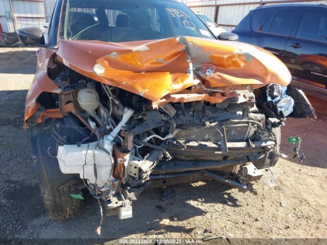 3N1CP5CU1KL477811 Nissan KICKS SR