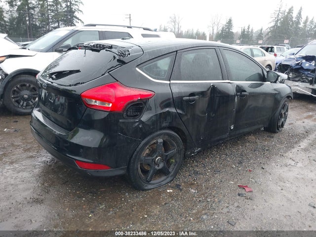 2015 FORD FOCUS TITANIUM VIN: 1FADP3N28FL281695