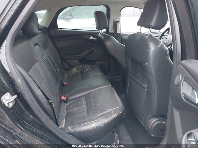 2015 FORD FOCUS TITANIUM VIN: 1FADP3N28FL281695