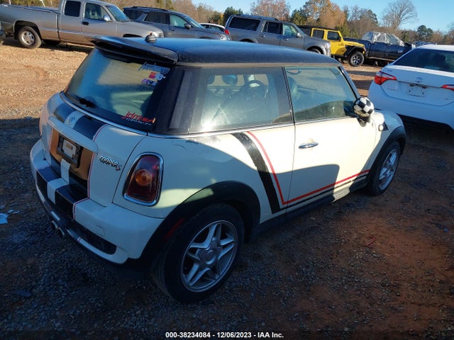 2007 MINI COOPER S WMWMF73577TT85918 Photo 3