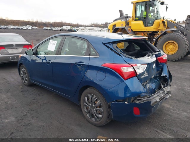 2016 HYUNDAI ELANTRA GT VIN: KMHD35LH5GU301501