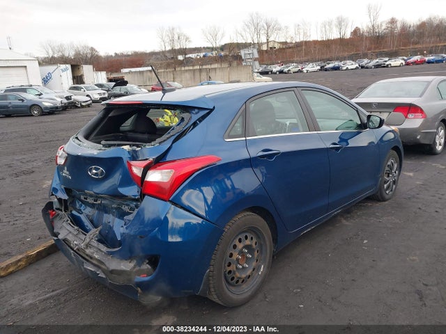 2016 HYUNDAI ELANTRA GT VIN: KMHD35LH5GU301501
